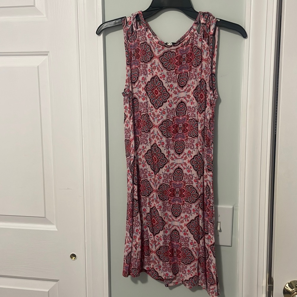 Juniors pink short dress